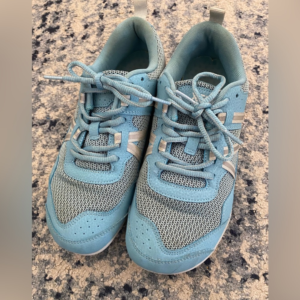 Only worn a few times.